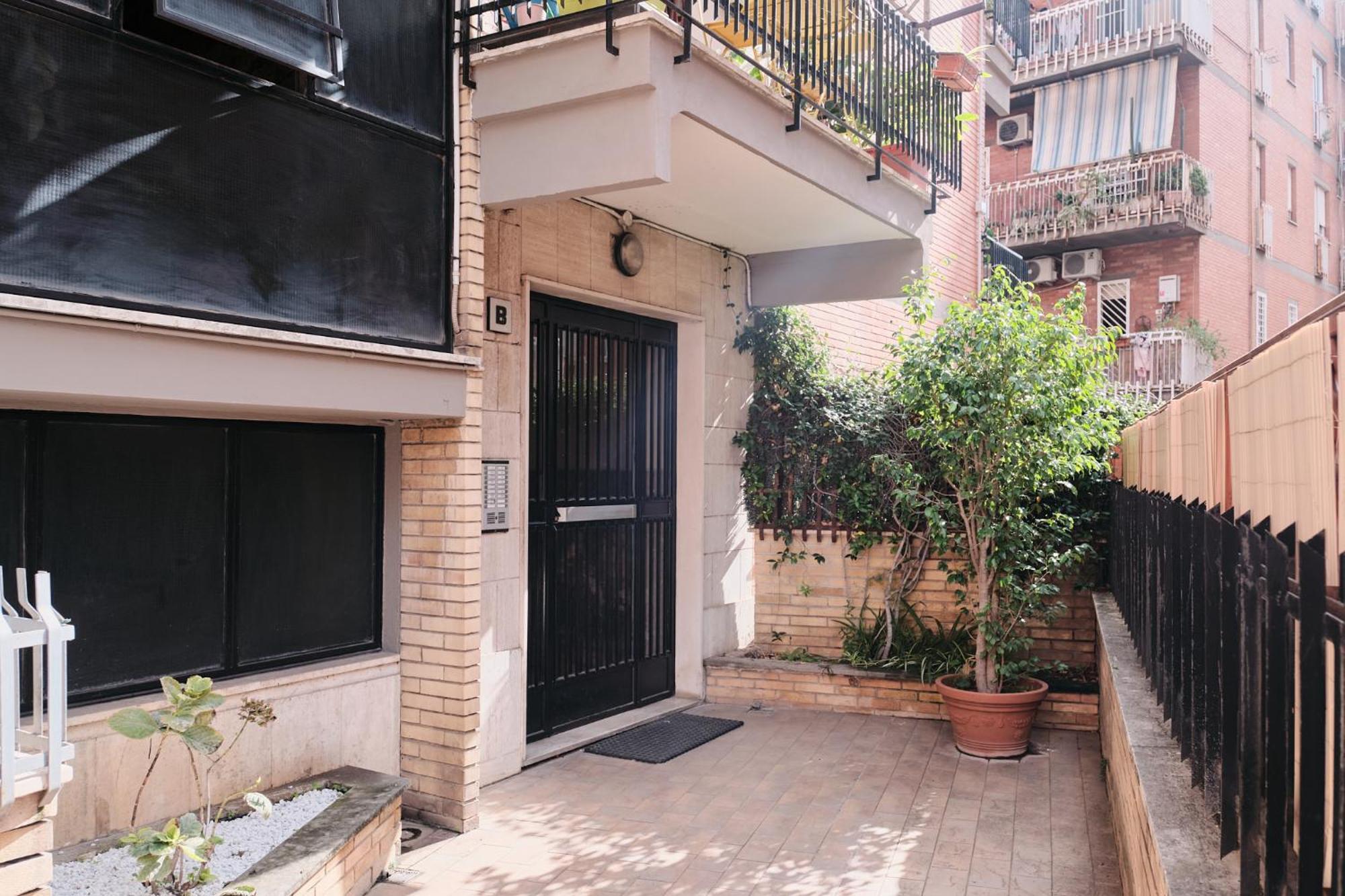 Parcheggio Gratuito, Wi-Fi -Netflix & Ac Daire Roma Dış mekan fotoğraf